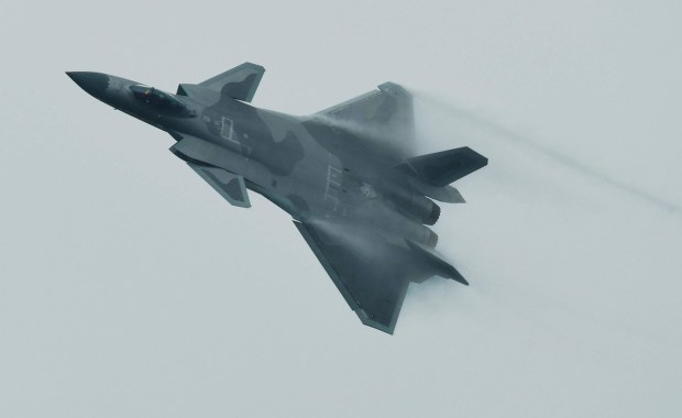 Incydent w powietrzu. Chiński myśliwiec wykonał "niebezpieczny manewr"