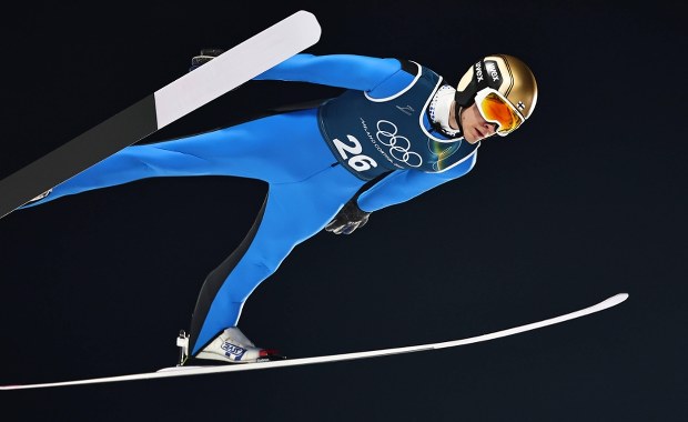 ​Incydent z alkoholem na igrzyskach. Trener fińskich skoczków odesłany do domu