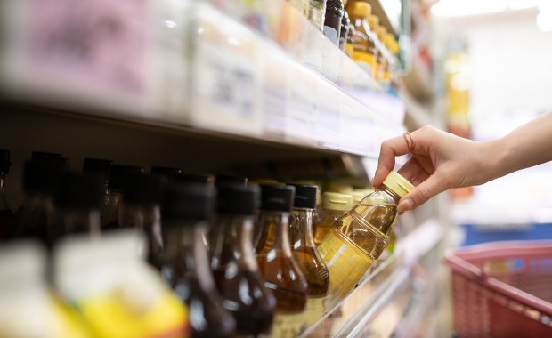 Incydent z butelką octu: Nowe informacje. Co naprawdę robił zatrzymany?