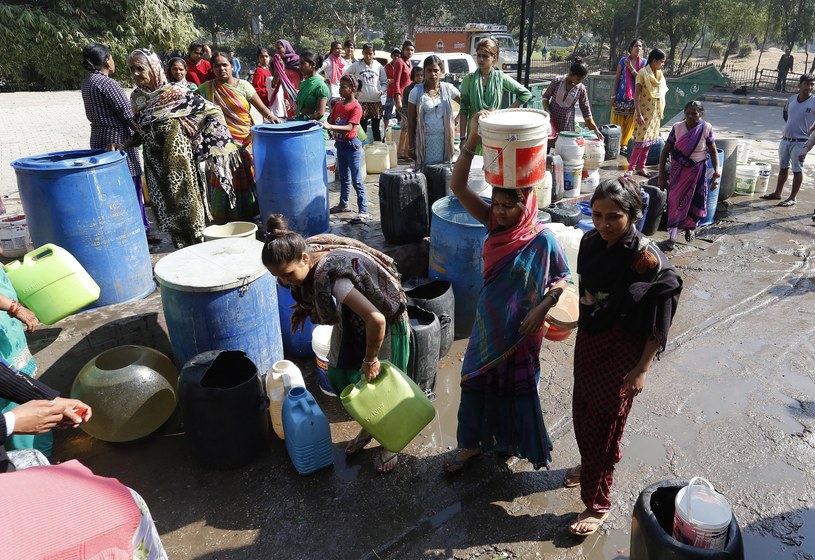 Indie: Protest rolników. Ponad 10 mln ludzi bez wody /PAP/EPA