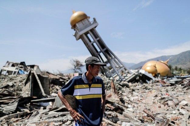 Indonezja po trzęsieniu ziemi /Mast Irham /PAP/EPA