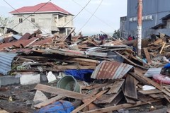 Indonezja: Setki ofiar po trzęsieniu ziemi i tsunami