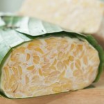 Indonezyjski przysmak na wysoki cholesterol i mocne kości. Zastąpi mięso