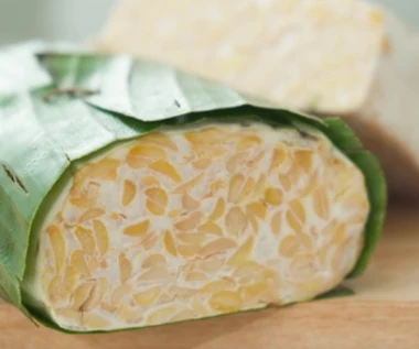 Indonezyjski przysmak na wysoki cholesterol i mocne kości. Zastąpi mięso