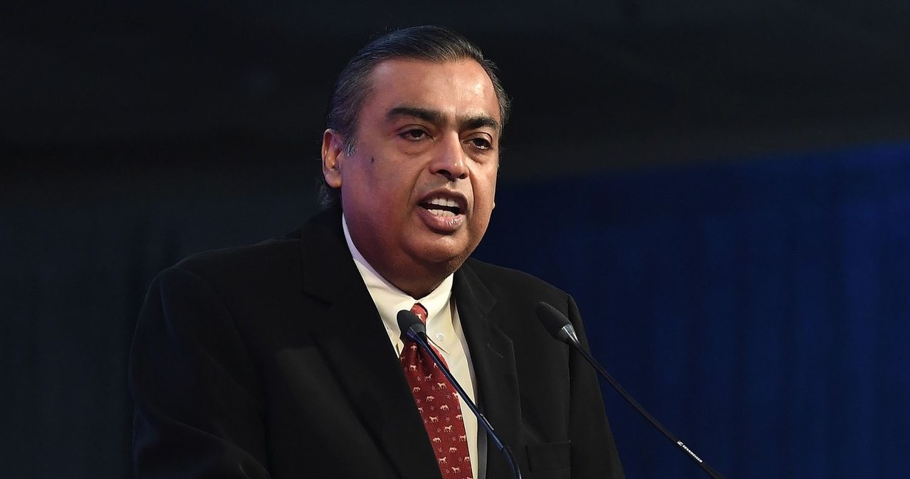 Indyjski magnat przemysłowy Mukesh Ambani /AFP
