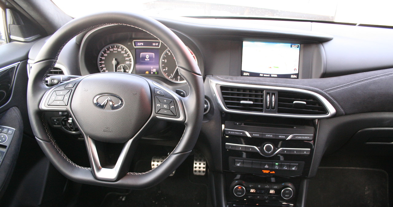 Infiniti Q30 /INTERIA.PL