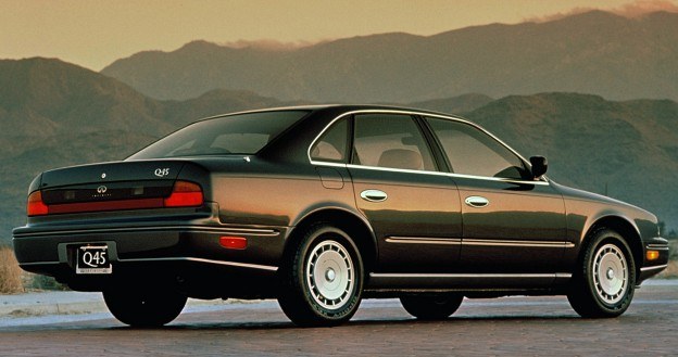 Infiniti Q45 (1989) /Infiniti