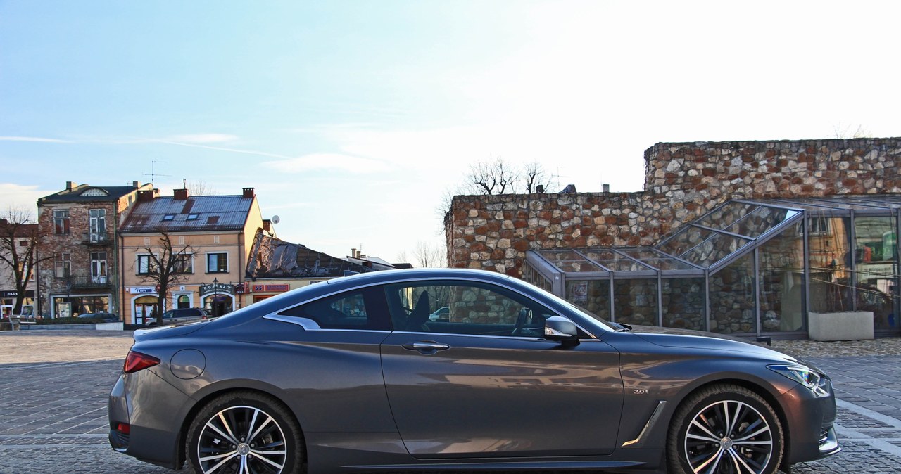 Infiniti Q60 2.0t /INTERIA.PL