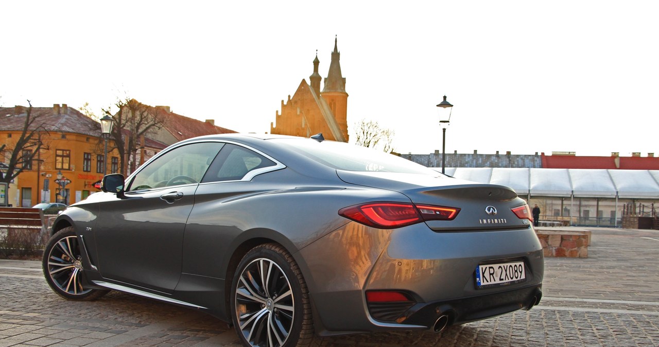 Infiniti Q60 2.0t /INTERIA.PL