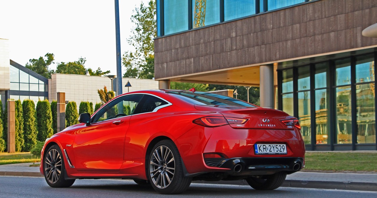 Infiniti Q60 3.0t /INTERIA.PL