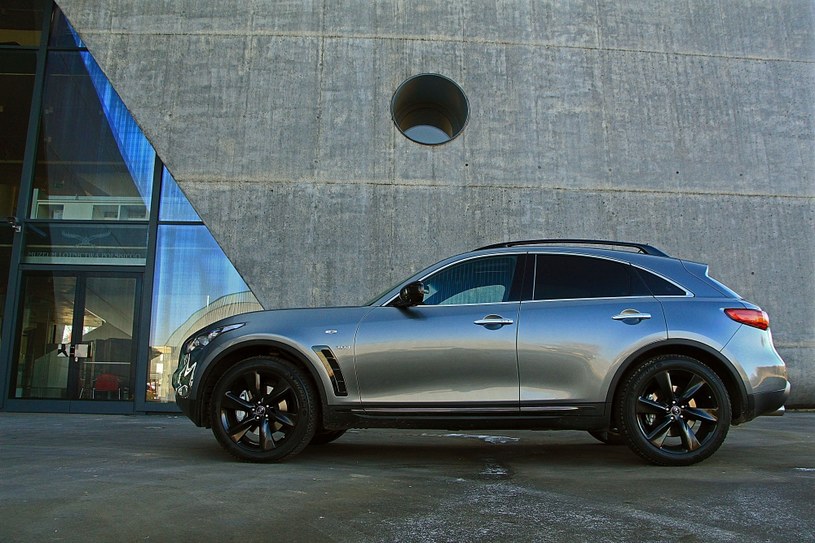 Infiniti QX70 S-Design /Michał Domański /INTERIA.PL