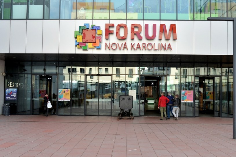 Inflacja w Czechach wzrosła do 12,7 proc. N/z: Galeria handlowa Forum Nova Karolina w czeskiej Ostrawie /fot. Łukasz Kalinowski /East News