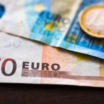 strefa euro Inflacja w strefie euro spada. Europejska waluta nadal pozostaje droga