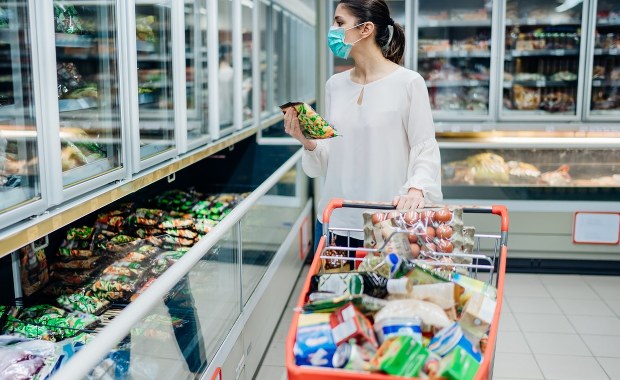 Inflacja wciąż się rozpędza. Znowu jest wyższa od oczekiwań