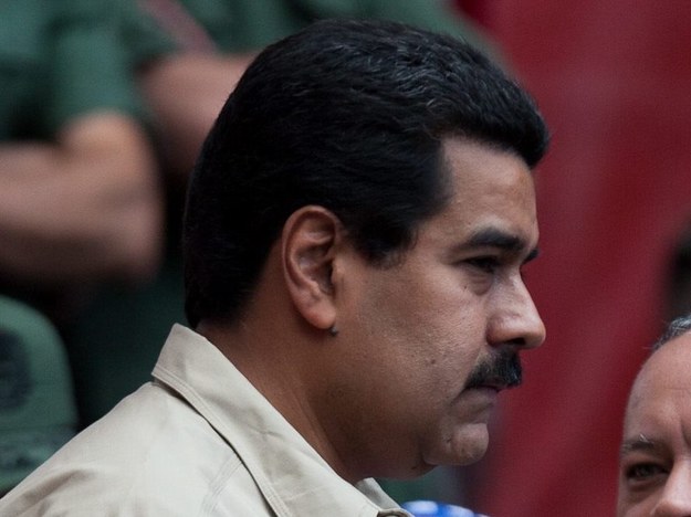 Informację o pogarszającym się stanie zdrowia Hugo Chaveza przekazał wiceprezydent Nicolas Maduro /MIGUEL GUTIERRE /PAP/EPA