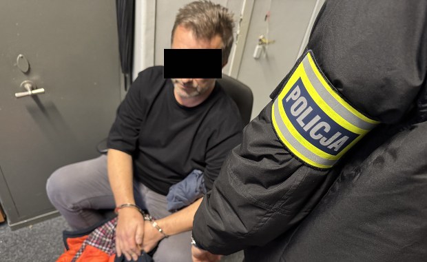 Informatyk z Warszawy miał 40 tys. plików z dziecięcą pornografią