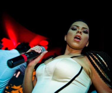 Inna chce tańczyć sama. Rumuńska gwiazda disco się nie zatrzymuje