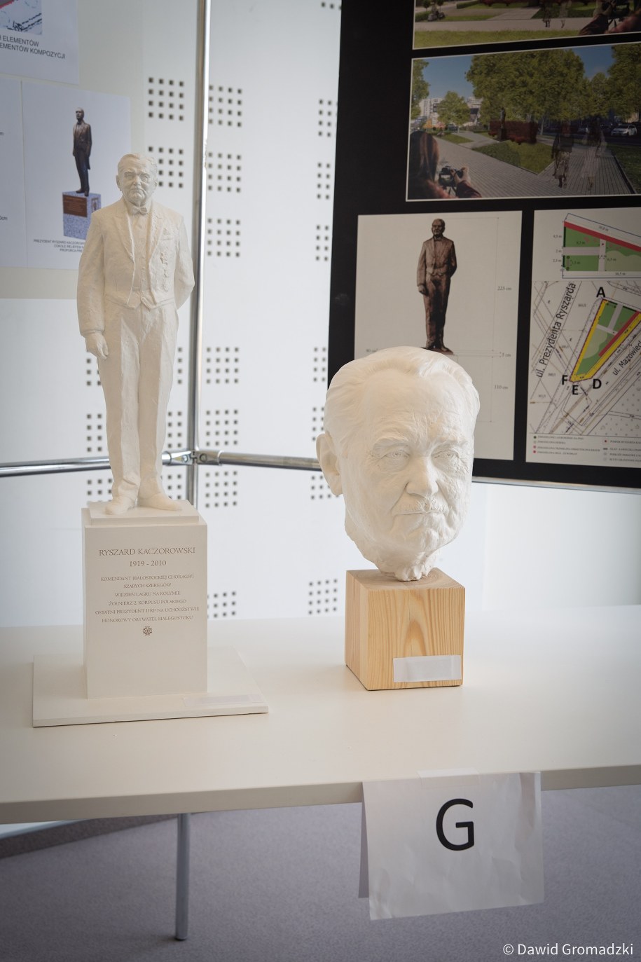 Inny z projektów pomnika Ryszarda Kaczorowskiego /Dawid Gromadzki, UM Białystok /