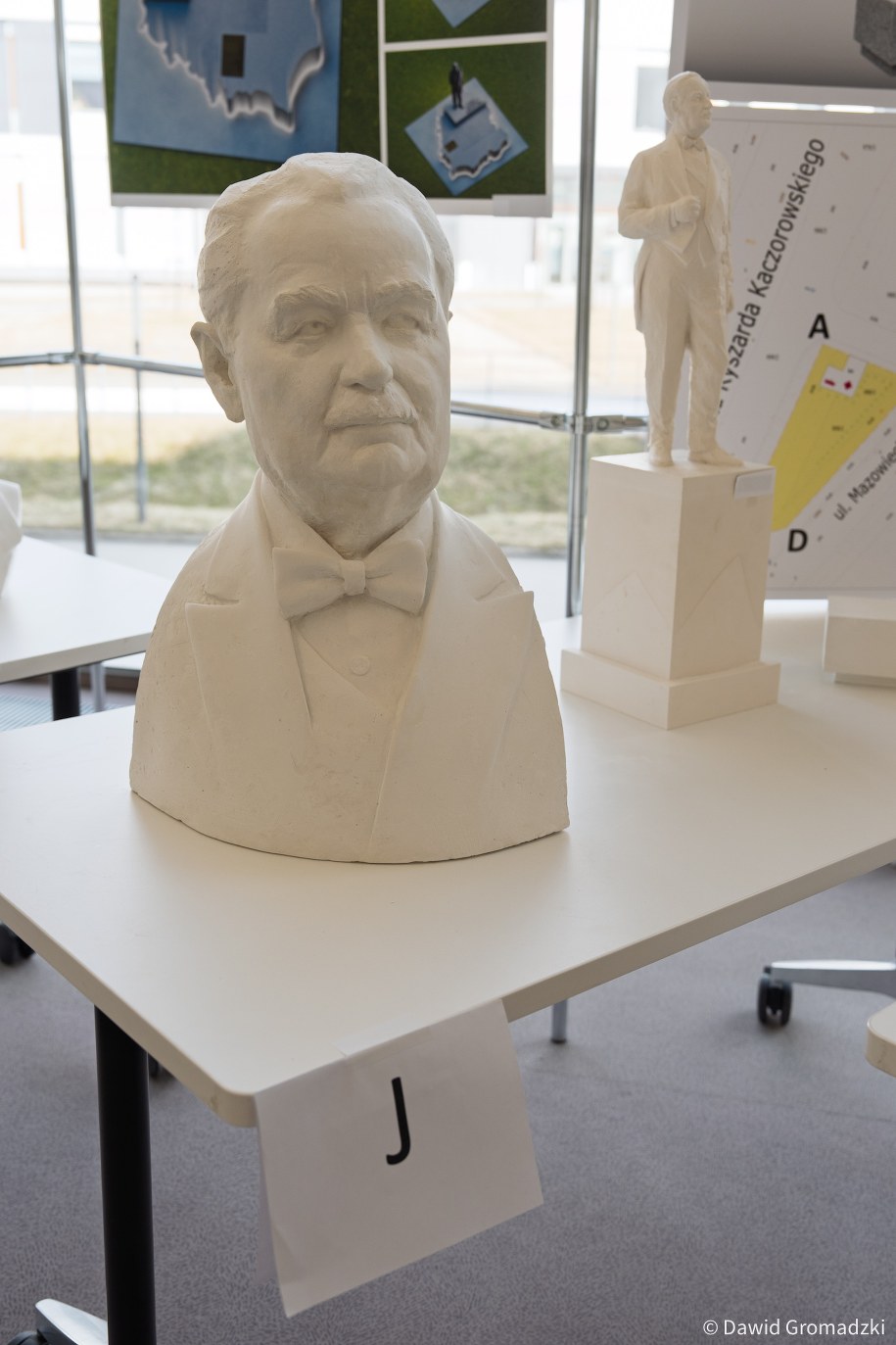 Inny z projektów pomnika Ryszarda Kaczorowskiego /Dawid Gromadzki, UM Białystok /