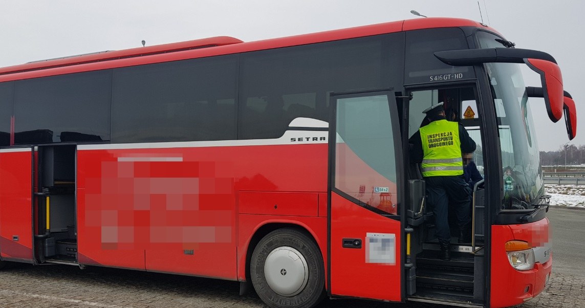 Inspektorzy skontrolowali ponad tysiąc autokarów /ITD