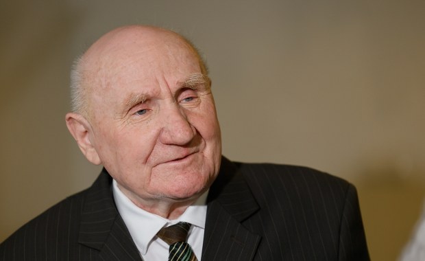 Inspirujący senior znów zmierzył się z maturą. Jak mu poszło?