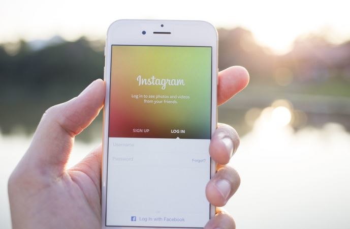 Instagram ma około 700 milionów użytkowników /123RF/PICSEL