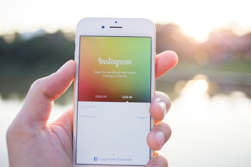 Instagram wprowadza funkcję zakupów do aplikacji /123RF/PICSEL