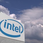 Intel na celowniku inwestorów i rządu USA. Kurs akcji mocno w górę
