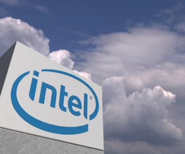Intel na celowniku inwestorów i rządu USA. Kurs akcji mocno w górę