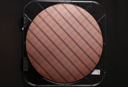 Intel przyspieszy przechodzenie na 32-nanometrowy proces produkcyjny /AFP