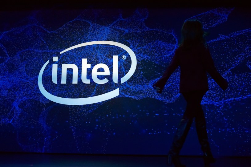 Intel sprzedaje swój dział pamięci NAND /AFP