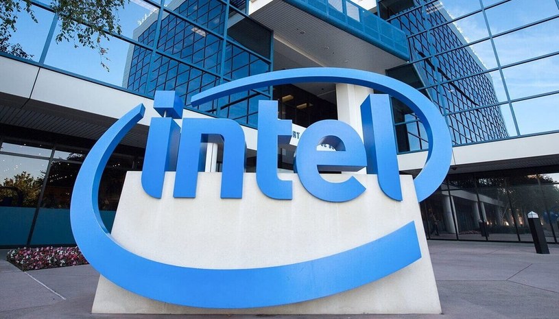Intel twierdzi, że jego nowa technologia wydłuży czas pracy laptopów do 28 godzin /Geekweek