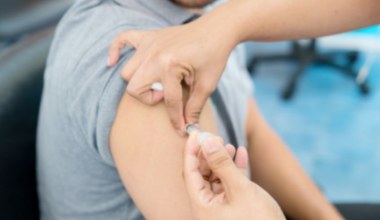 Inteligentna szczepionka. Kurczy raka w sześć tygodni