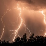 Intensywny deszcz i burze. IMGW ostrzega