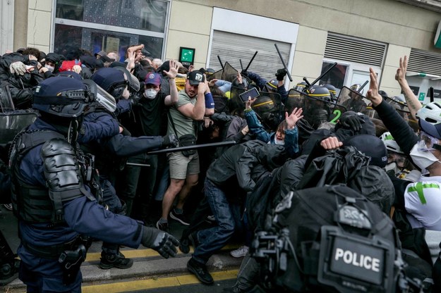Interwencja policji na demonstracji w Paryżu /ALAIN JOCARD / AFP /East News