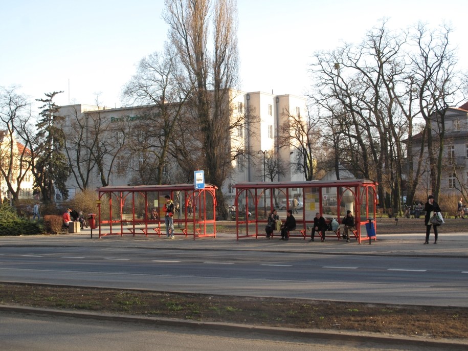 Interweniujemy w sprawie przystanków w Ostrowie Wlkp. niedostępnych dla podróżych spoza miasta /Adam Górczewski /RMF FM