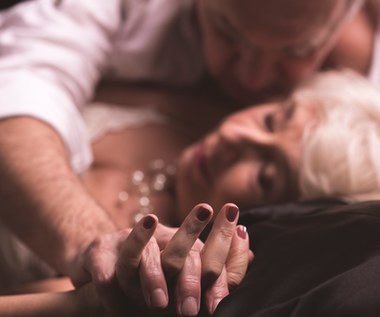 Intymność seniorów. Fakty i mity na temat dojrzałego życia erotycznego