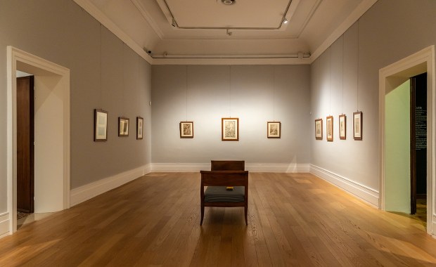 Inwestorzy stracili gigantyczne pieniądze. Galeria piramidą finansową