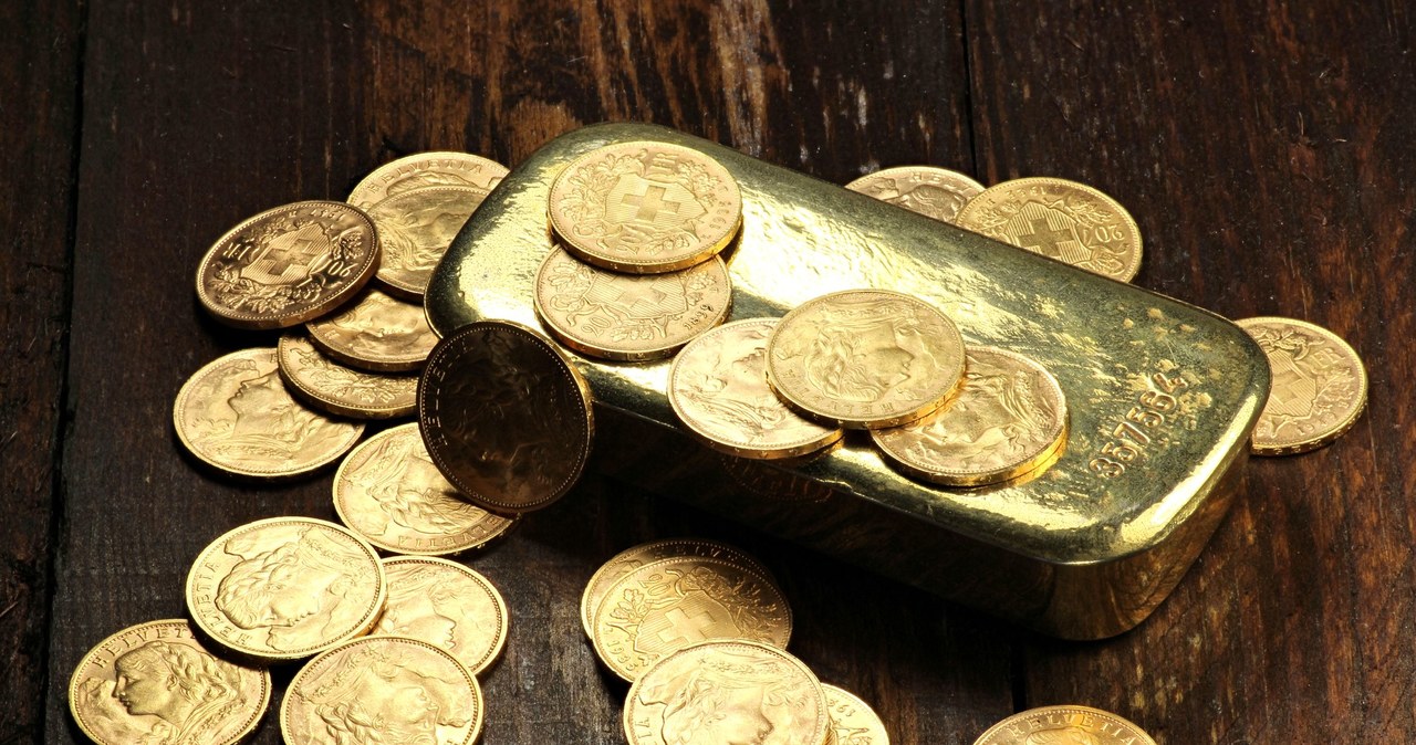 Inwestowanie w złoto i srebro przynosi niezłe zyski /123RF/PICSEL