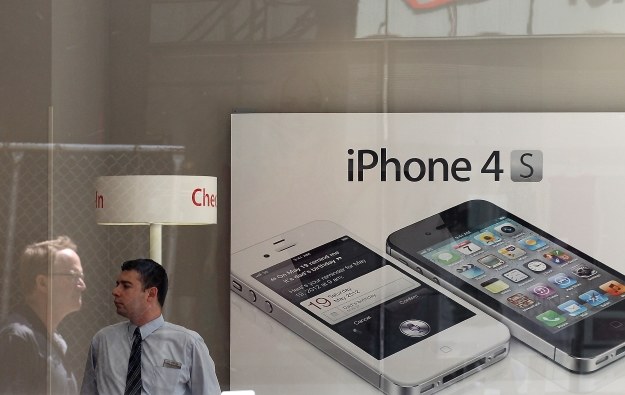iPhone 4s potrzebuje lepiej zoptymalizowanego oprogramowania /AFP