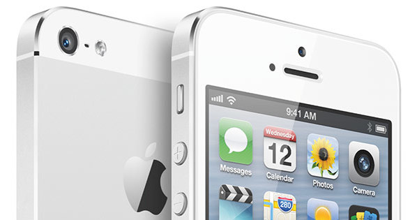 iPhone 5 - czy jego następcy będą „łatwiej dostępni”? /INTERIA.PL/informacje prasowe