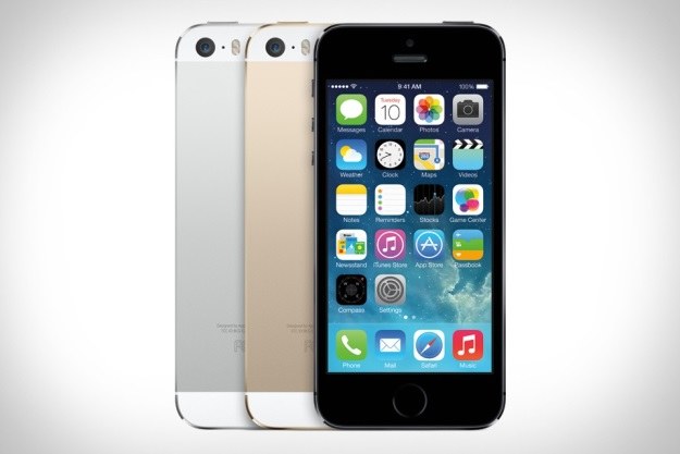 iPhone 5s - najlepszy smartfon 2013 roku? Telefon otrzymaliśmy do testów dzięki sieci Play /materiały prasowe