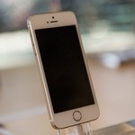 iPhone 5s sprzedaje się coraz lepiej