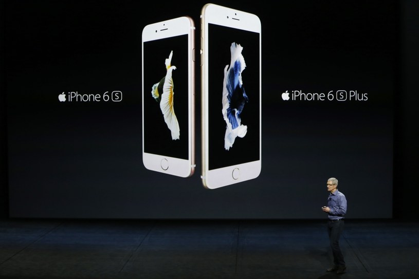 iPhone 6S i 6S Plus wyglądają jak poprzednia generacja, choć kryją wiele innowacji /AFP