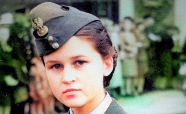 IPN publikuje zdjęcie dziewczyny i pyta: kim jesteś?