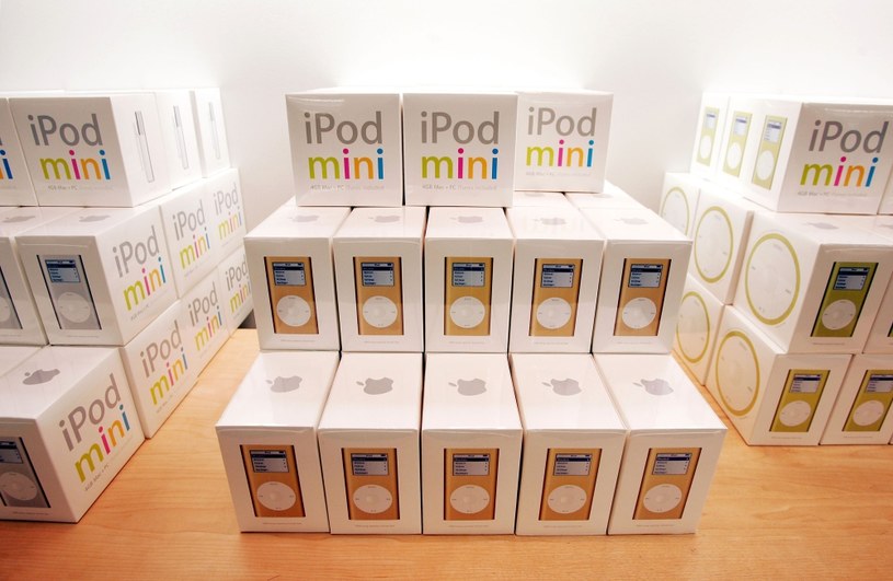 iPod mini na wystawie. Zdjęcie wykonane w 2008 roku. /Scott Olson/Getty Images /Getty Images