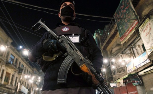 Irackie wojsko otoczyło ostatni bastion IS w Ramadi