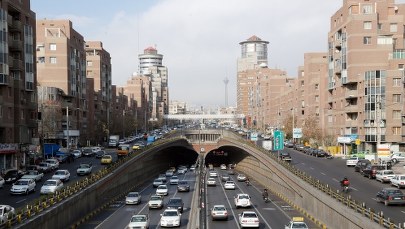 Iran: Dziesiątki tysięcy ludzi na manifestacjach prorządowych. "Śmierć Ameryce"