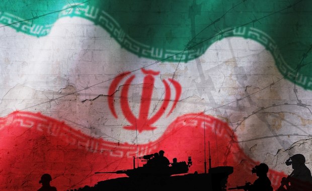 Iran kontratakuje: Zaminujemy wszystko, zniszczymy odsalarnie wody