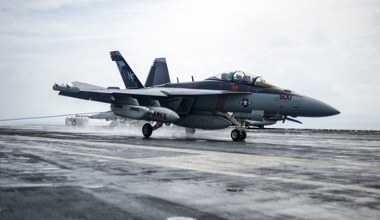 Iran ma kłopot? Amerykanie sprowadzili samoloty zagłuszające na Bliski Wschód